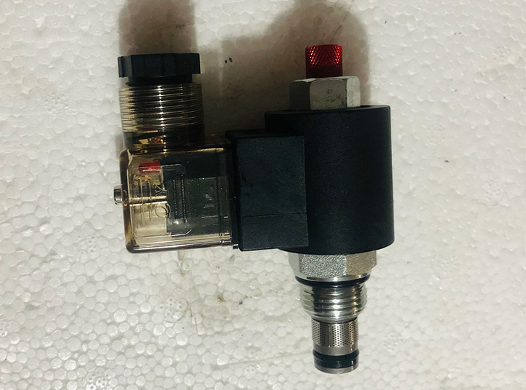 單向節(jié)流閥